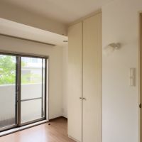 鎌倉市由比ガ浜二丁目の賃貸物件/洋室その1｜こちらは少しコンパクト