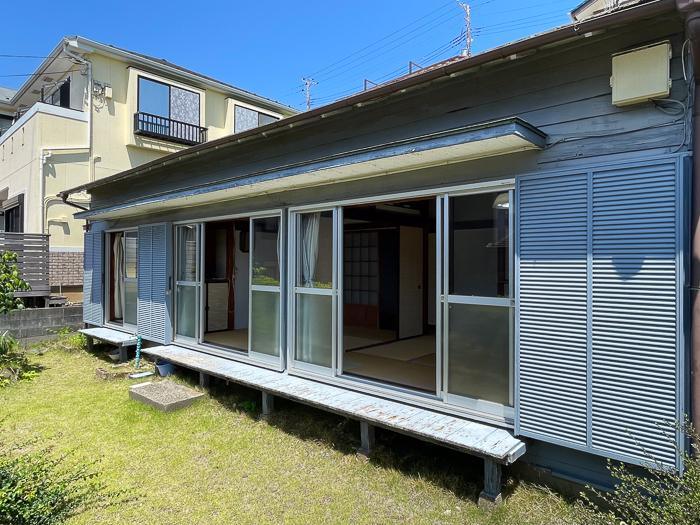 藤沢市大鋸三丁目の売買物件/平屋と芝生。相性がいいですね