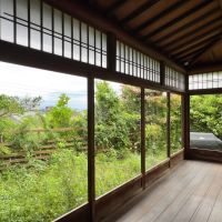 葉山町下山口の売買物件/広縁｜一枚一枚の建具が幅広なのも驚きます