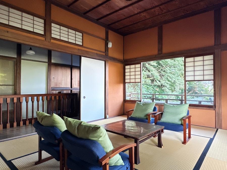 葉山町下山口の売買物件/2階和室｜母屋だけで約270平米となかなかに広い家ですが2階はわずか1部屋のみ