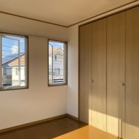 鎌倉市材木座五丁目の賃貸物件/2階│6帖洋室別角度