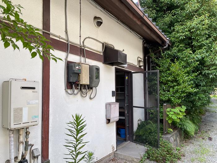 鎌倉市山ノ内の売買物件/厨房側からの出入り口