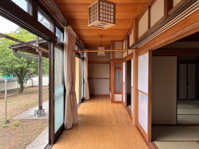 横須賀市長坂三丁目の賃貸物件/広縁｜ゆったりとした幅のある贅沢なつくり。