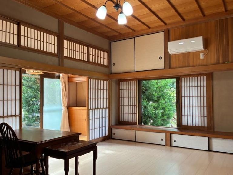 横須賀市長坂三丁目の賃貸物件/和の設えがたっぷり堪能できる建物です。