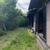藤沢市片瀬三丁目の賃貸物件/庭と縁側│正面入り口より