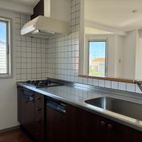 藤沢市片瀬海岸三丁目の賃貸物件/少しレトロで可愛いキッチンです