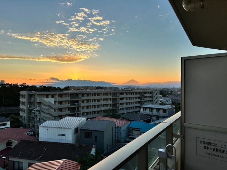 藤沢市片瀬四丁目の売買物件/湘南のいいところ、この富士山の近くに沈む夕陽
