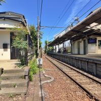 鎌倉市由比ガ浜三丁目の賃貸物件/物件と由比ヶ浜駅の構図｜こういう立ち位置です。もはやもう一つのホームです