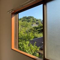 鎌倉市二階堂の賃貸物件/2階 洋室｜十二所方面の山が見えます。
