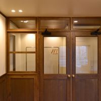 箱根町強羅の賃貸物件/洋室8.8帖｜廊下との間はこんな建具で仕切られています