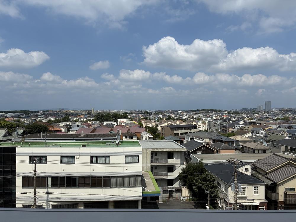藤沢市鵠沼海岸五丁目の売買物件/共用廊下からの眺望