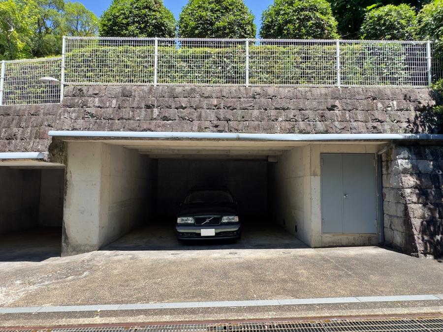 足柄下郡湯河原町宮上の売買物件/駐車場｜車高や車幅のある車も駐車できると思います
