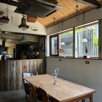 鎌倉市長谷一丁目の賃貸物件/土日はカフェメニューを注文することも可能です