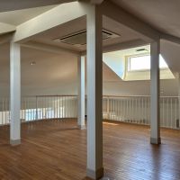 鎌倉市小町二丁目の売買物件/ロフトのように見えますが、３階部分です。天井も人が立てる高さです