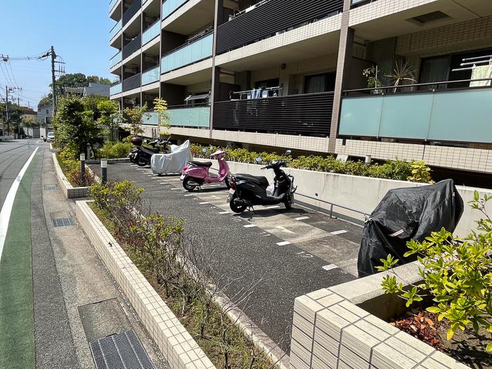 鎌倉市梶原二丁目の賃貸物件/バイク置き場