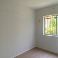 鎌倉市小町二丁目の賃貸物件/洋室4.9帖│窓は1箇所、現状エアコンなし