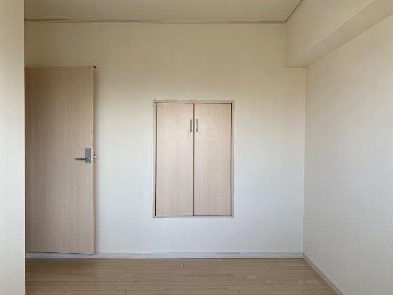 藤沢市片瀬海岸一丁目の賃貸物件/洋室4.6帖│収納が1箇所あります。