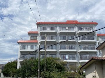 藤沢市鵠沼海岸二丁目の売買物件/レトロフェリー停泊中