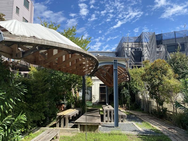 鎌倉市御成町の賃貸物件/庭があると空も広く見えて気持ちがいい