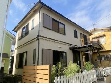 鎌倉市腰越二丁目の賃貸物件/レールを越えてから