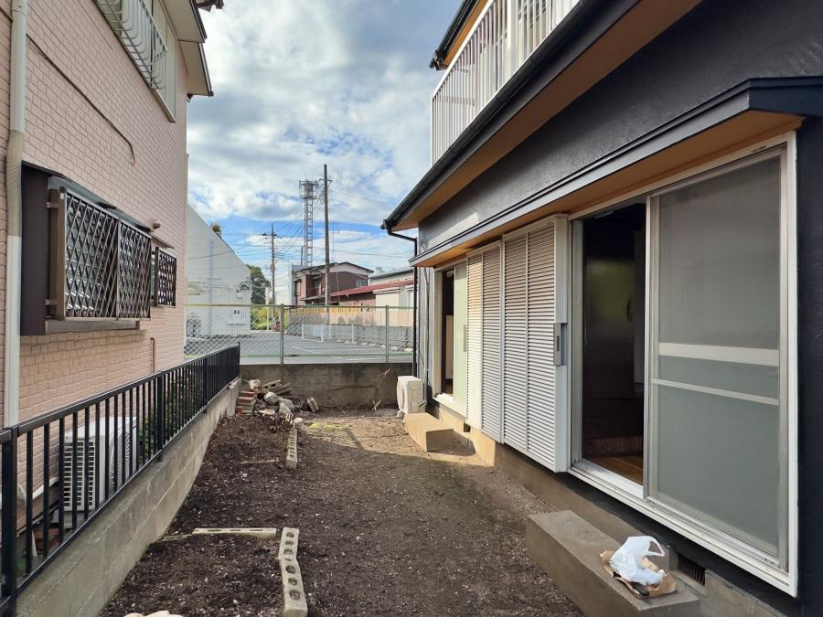 藤沢市立石一丁目の賃貸物件/庭|サッパリとした庭。ここで家具作りでもどうでしょう
