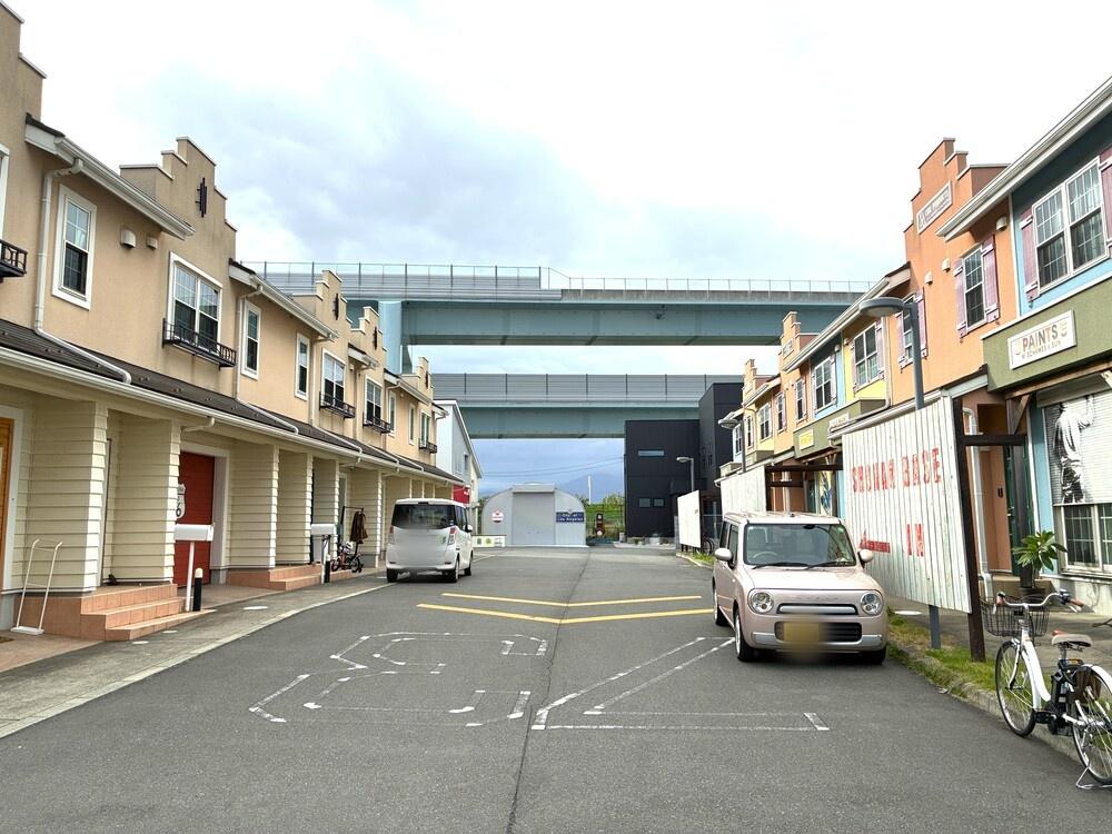 高座郡寒川町一之宮五丁目の賃貸物件/このように敷地内に2棟のテラスハウスが建っています