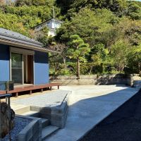 葉山町上山口の賃貸物件/駐車場|車を停めてもまだまだたくさんのモノが置けます。