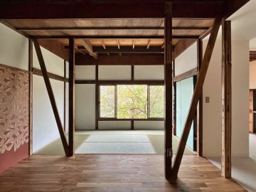 三浦市天神町の賃貸物件/紅の一軒家