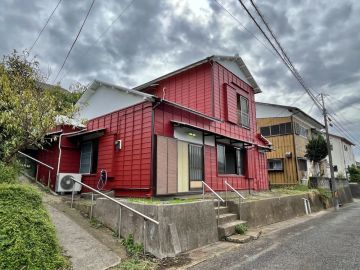三浦市天神町の賃貸物件/紅の一軒家