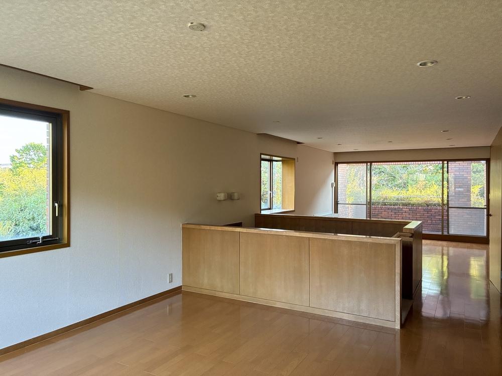 中郡大磯町東小磯の賃貸物件/木の素材感を活かした内装です