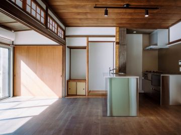 鎌倉市材木座一丁目の賃貸物件/古家にステンレス