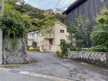 鎌倉市笹目町の売買物件/笹目を歩く、灯りに帰る