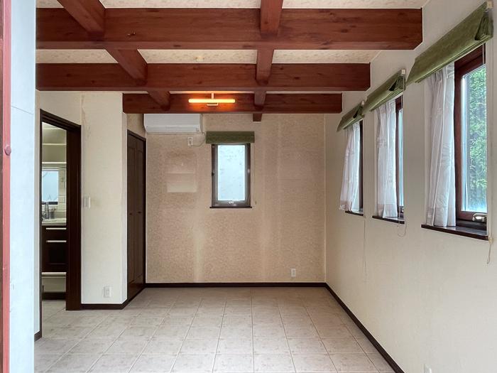 鎌倉市笹目町の売買物件/天井の梁をいかしています