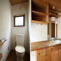 藤沢市鵠沼藤が谷三丁目の売買物件/左：トイレ｜右：造作の洗面