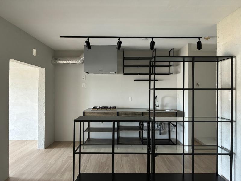 逗子市桜山九丁目の売買物件/LDK｜大型の家具は残置物としてそのまま使えます