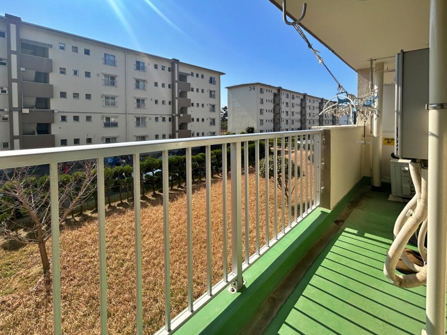 藤沢市辻堂西海岸二丁目の売買物件/バルコニーからの眺望｜2階ですが気持ちのいい眺望