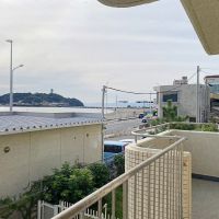 鎌倉市腰越三丁目の売買物件/バルコニー│右を向いたら江の島