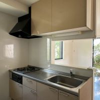 鎌倉市扇ガ谷一丁目の賃貸物件/1階区画キッチン｜緑を感じながら料理しましょう