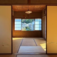 鎌倉市浄明寺二丁目の賃貸物件/2階 和室4｜襖には控えめに絵柄が入っています