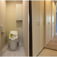 鎌倉市大町一丁目の賃貸物件/302号室｜トイレ、玄関まわり