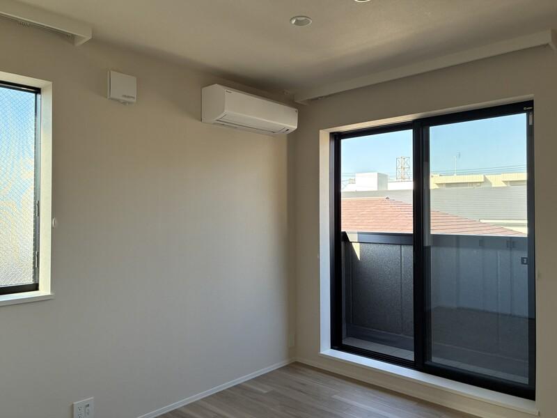 鎌倉市大町一丁目の賃貸物件/302号室｜LDKの隣の洋室