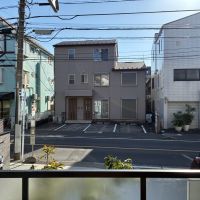 鎌倉市大町一丁目の賃貸物件/101号室｜目の前の通りとは、少し距離があります