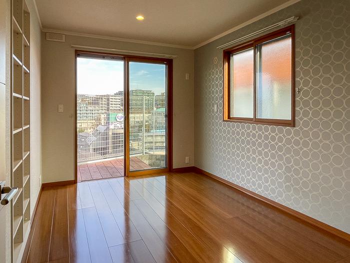 横浜市青葉区新石川一丁目の賃貸物件/あざみ野駅徒歩2分、部屋からたまプラーザ側の景色がよいのです