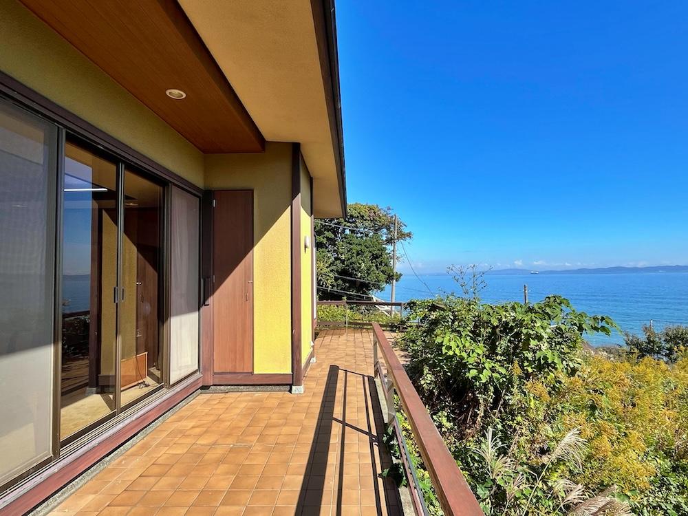 三浦市南下浦町金田の売買物件/この眺め！空と海と風と、自分の呼吸を合わせてみたくなります。