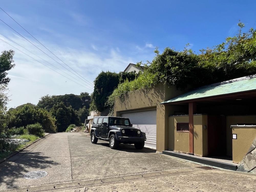 三浦市南下浦町金田の売買物件/外観｜ガレージは内部未確認です