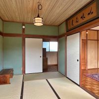 三浦市初声町和田の売買物件/2階和室｜6畳間は隣の洋室と隣接しています