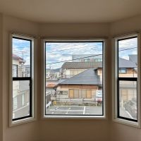 鎌倉市材木座六丁目の賃貸物件/2階の出窓からは、「材木座公会堂」が見えます