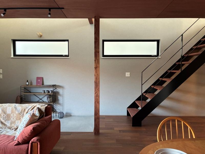 鎌倉市西鎌倉二丁目の売買物件/【A棟】土間部分は少なめ。LDは床暖房付きフローリングです。