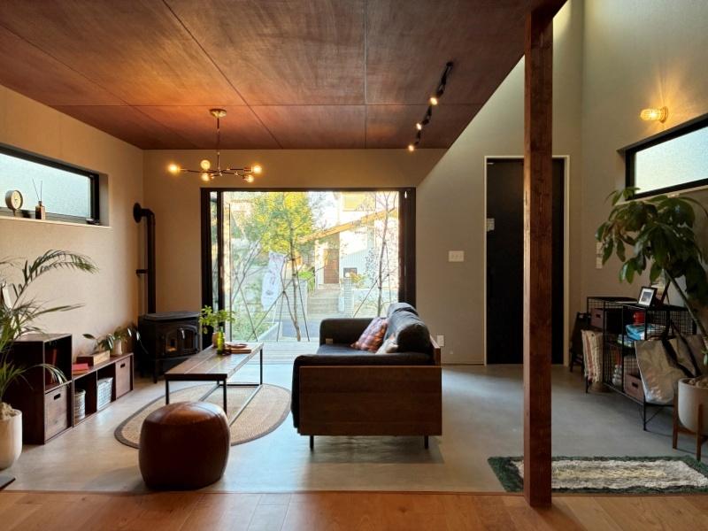 鎌倉市西鎌倉二丁目の売買物件/【B棟】1階は約1/3が土間。どう使うか考えるのが楽しい。