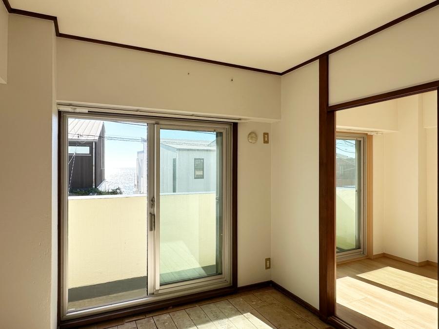 鎌倉市七里ガ浜二丁目の賃貸物件/和室と洋室｜サッシはペアガラス